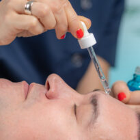 Eklem İçi Hyalüronik Asit Tedavisi Eklem İçi Hyalüronik Asit Tedavisi